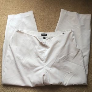 Size 20 Average Avenue cream dress pants
